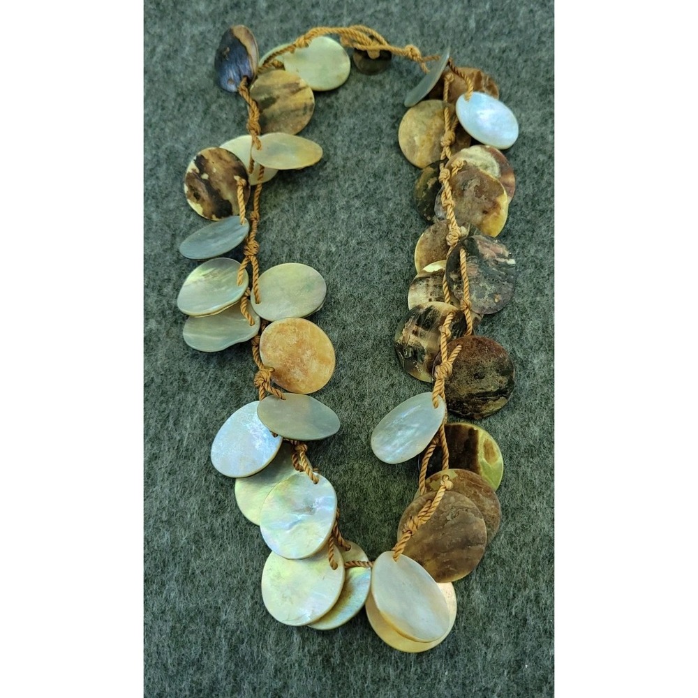 Mother of Pearl Shell Disc Necklace Natural Brown White Knotted Cord 15in 37g